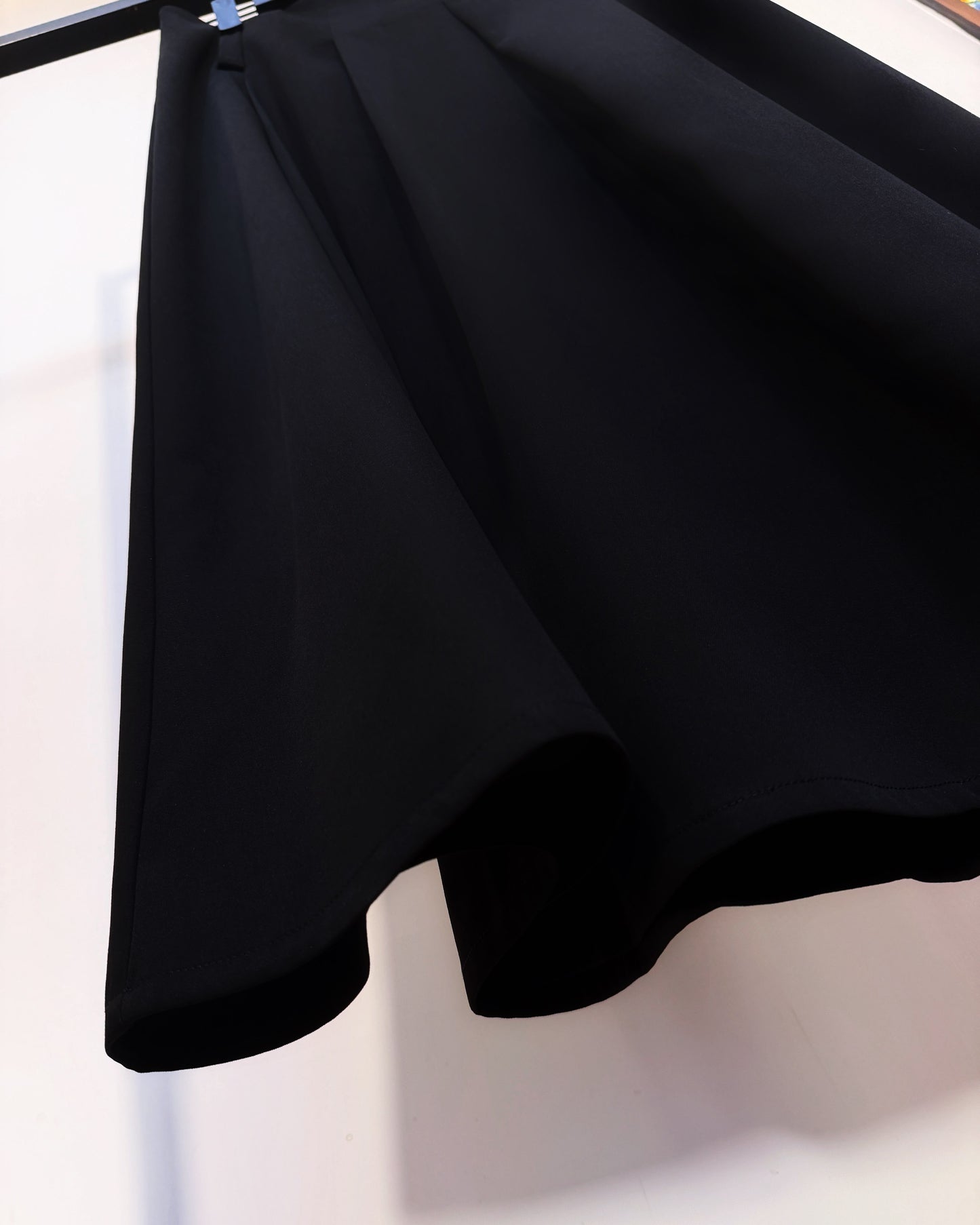 aalis FENJA pleated A-line full skirt (Black)