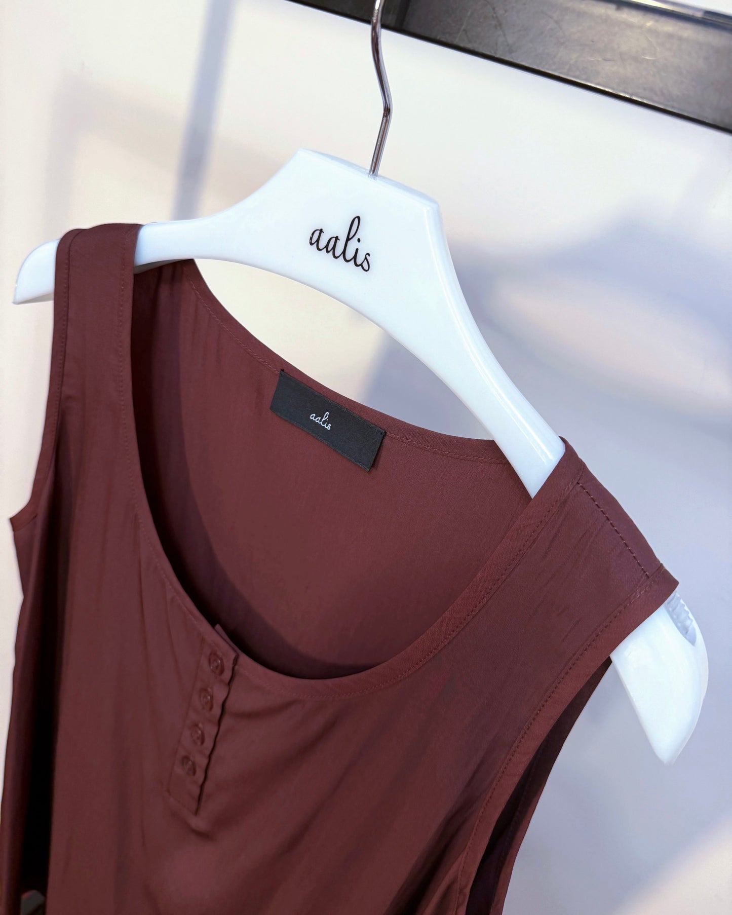 aalis INEZ button up tank (Brown)