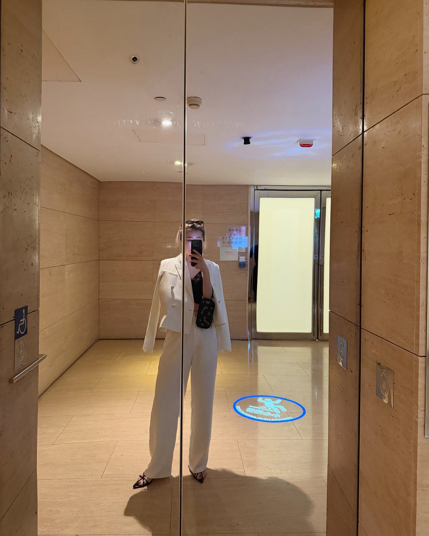 aalis NESSA tux blazer (Ivory)