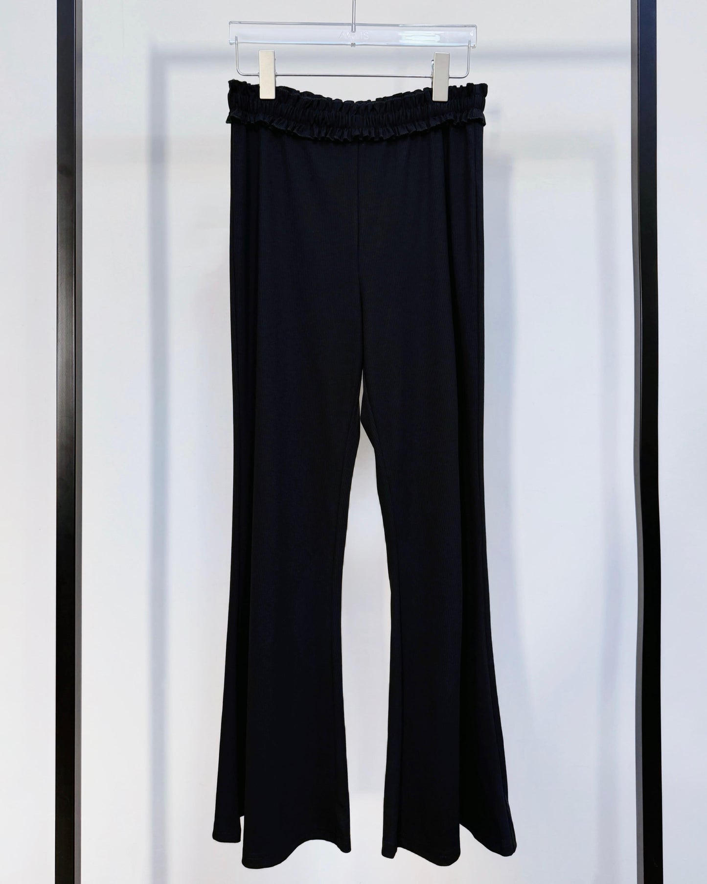 aalis DIYA ruffle waist pants (Black)
