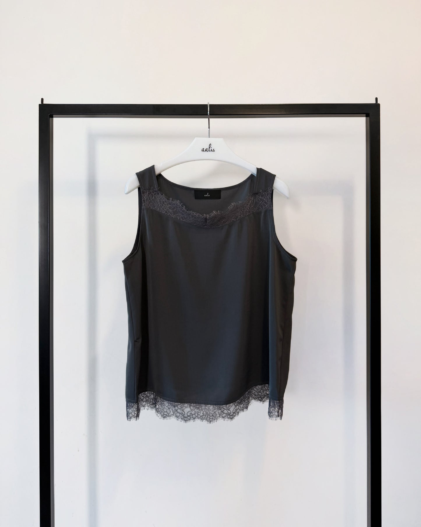 aalis JONIE disconnect strap lace trim tank (Charcoal)