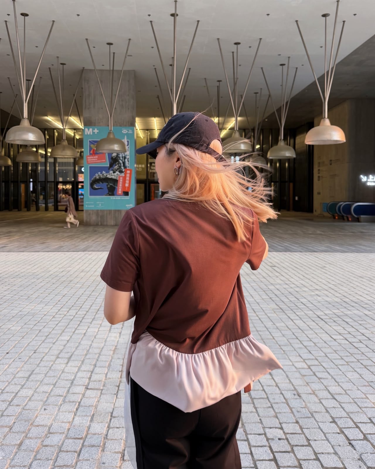 aalis NOTRA satin bubble hem short sleeve cardigan (Brown Mix)