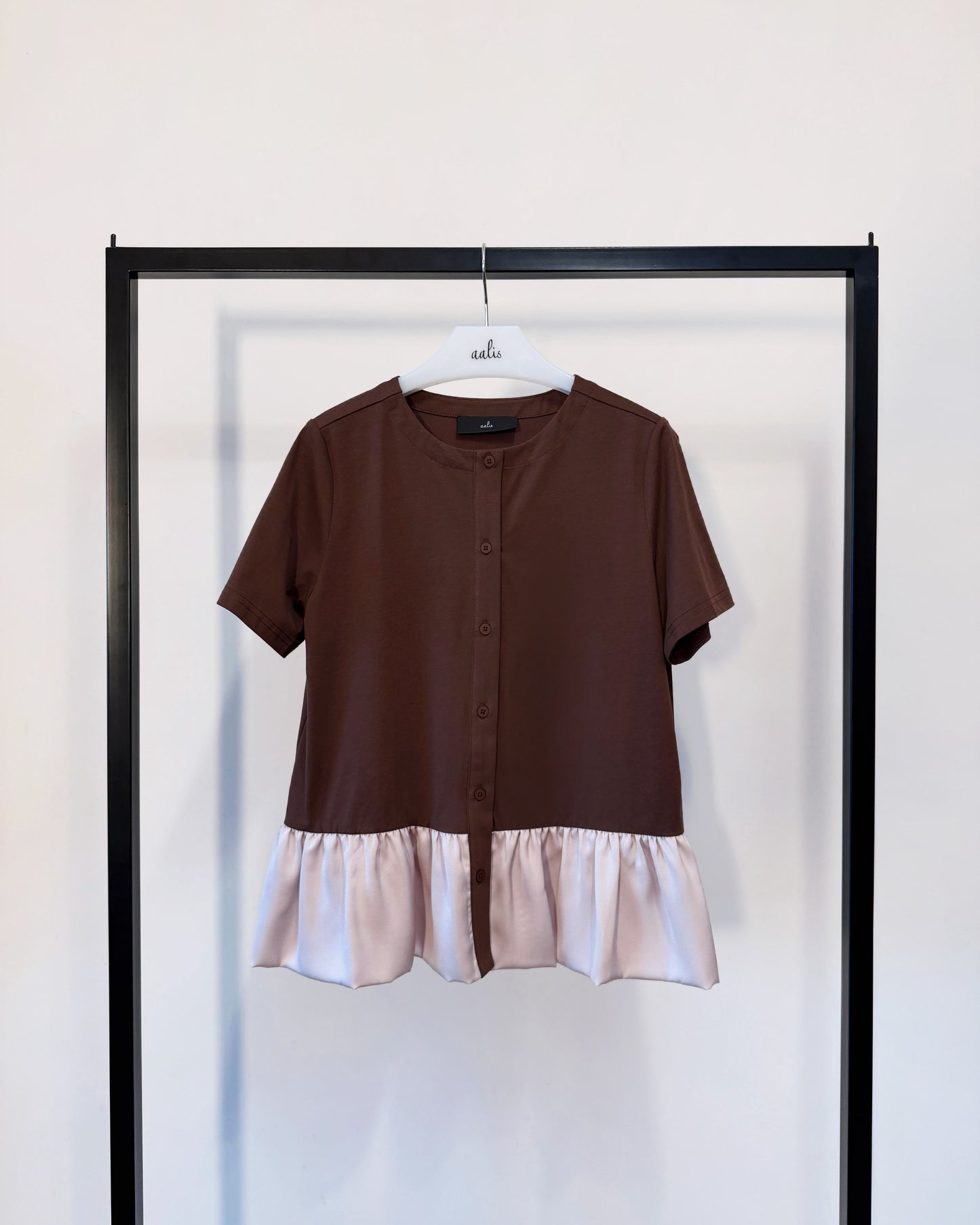 aalis NOTRA satin bubble hem short sleeve cardigan (Brown Mix)