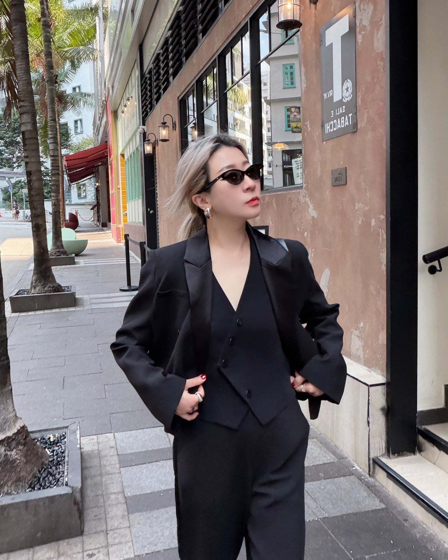 aalis NESSA tux blazer (Black)