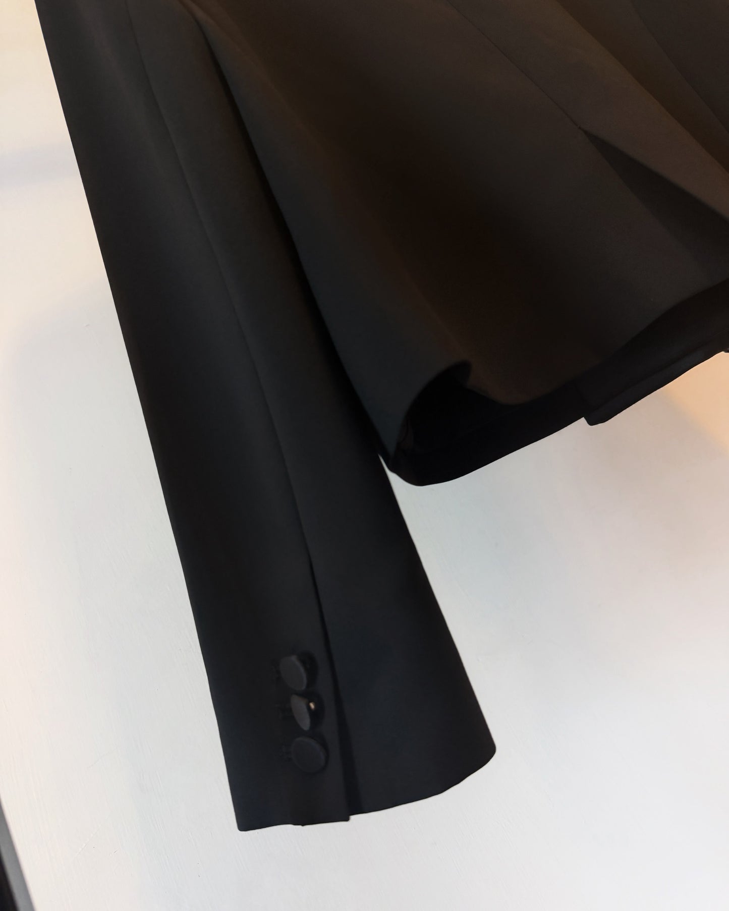 aalis NESSA tux blazer (Black)
