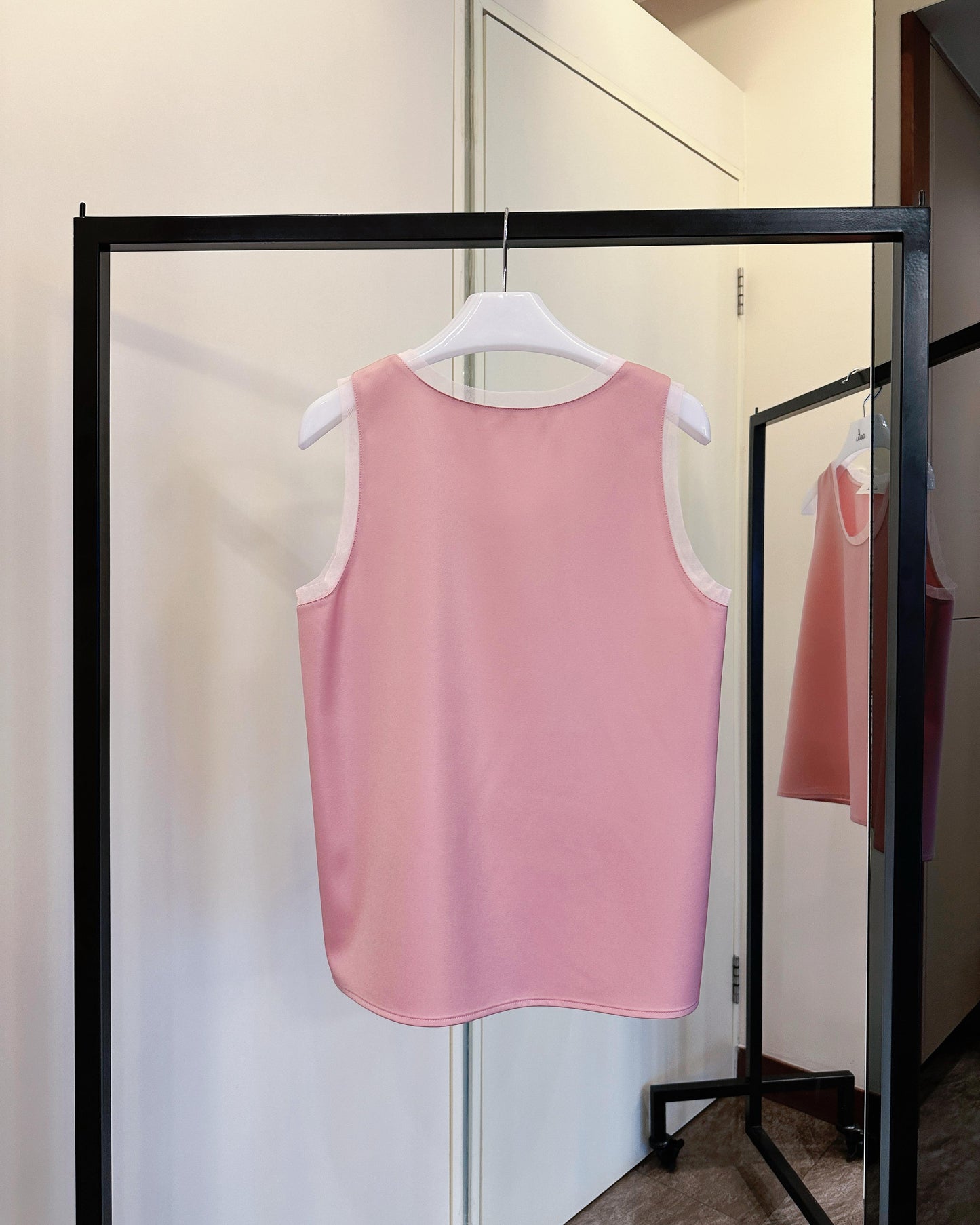 aalis IVY SS26 scoop neck mesh tank (Pink Mix)