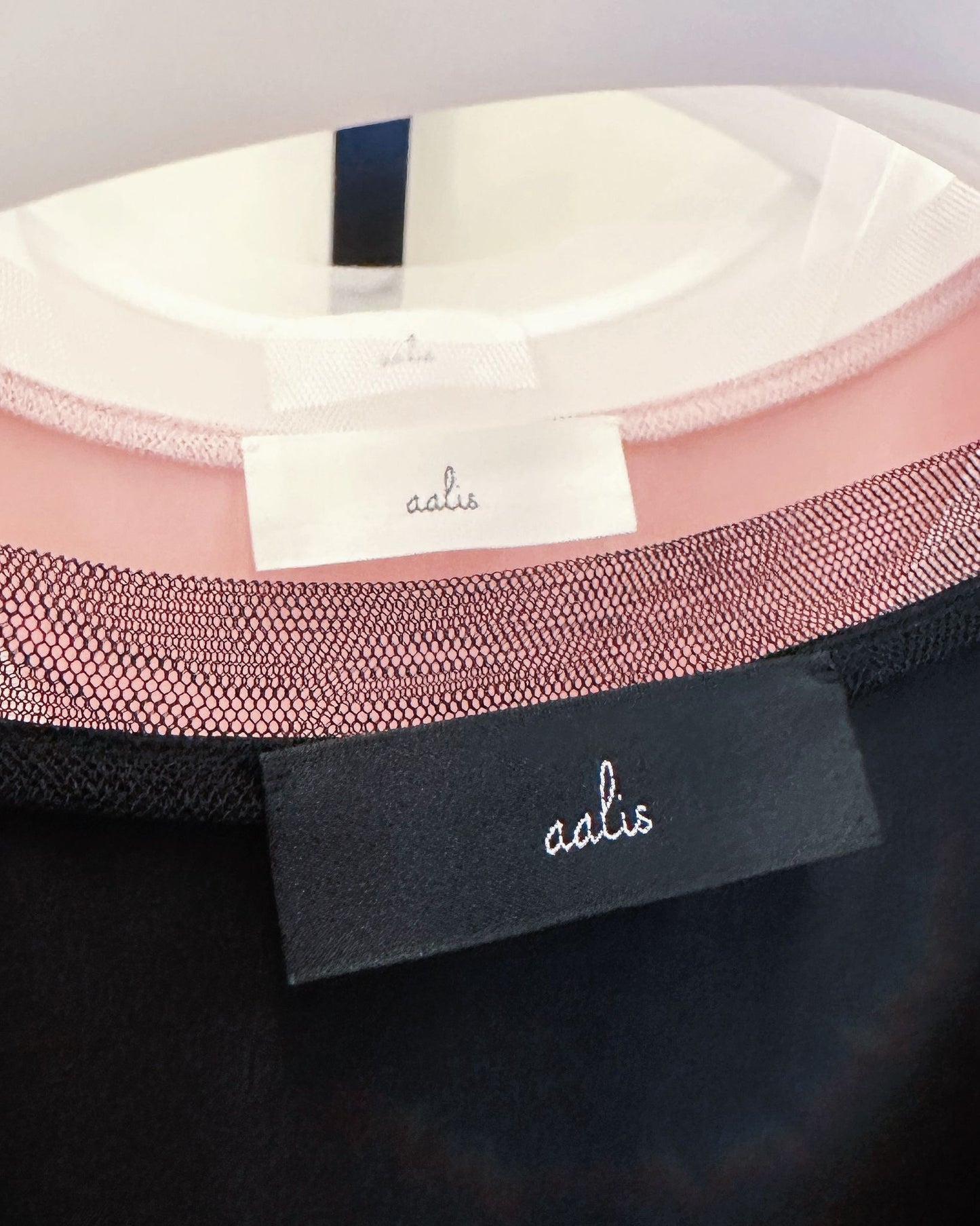 aalis IVY SS26 scoop neck mesh tank (Pink Mix)