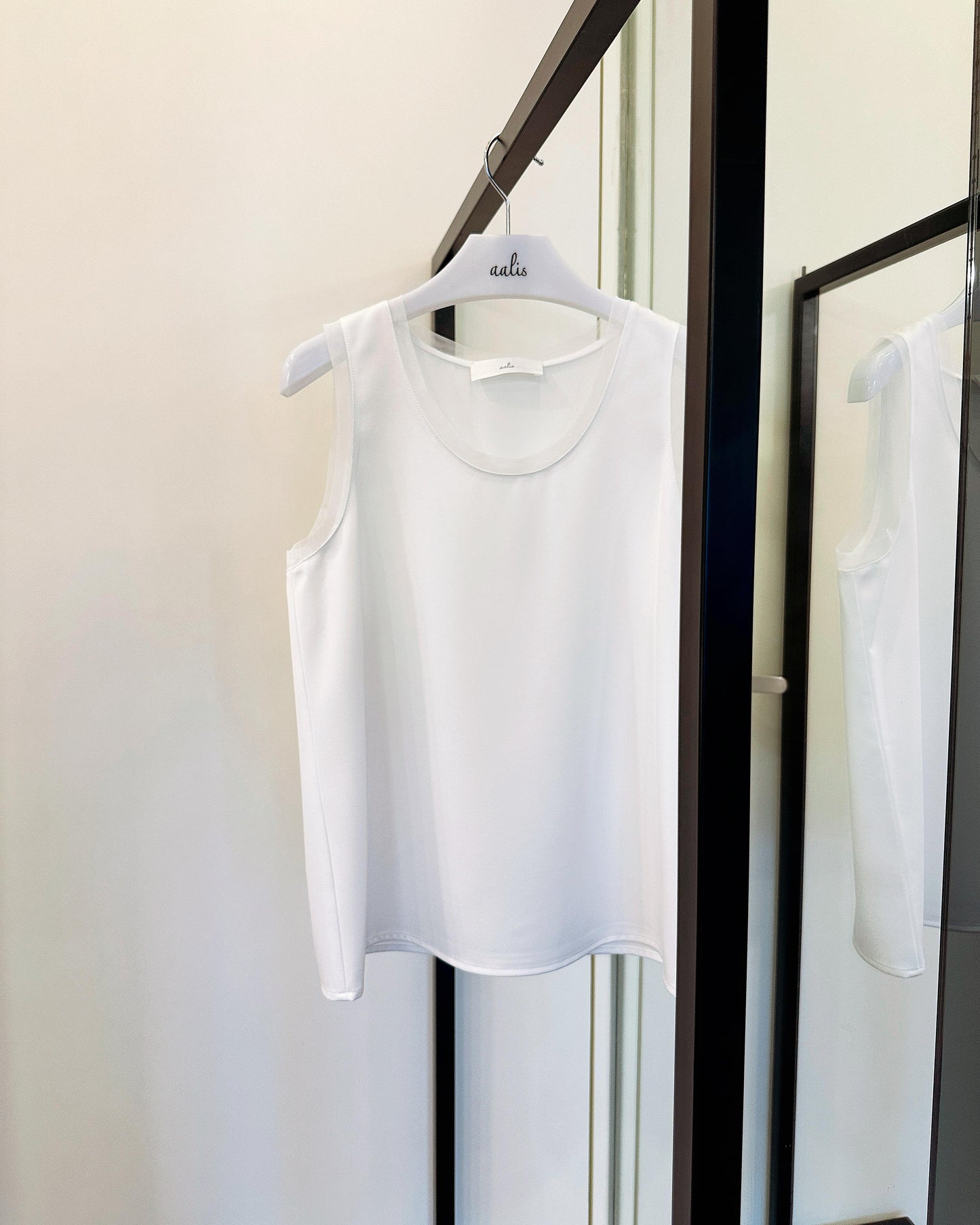 aalis IVY SS26 scoop neck mesh tank (White)