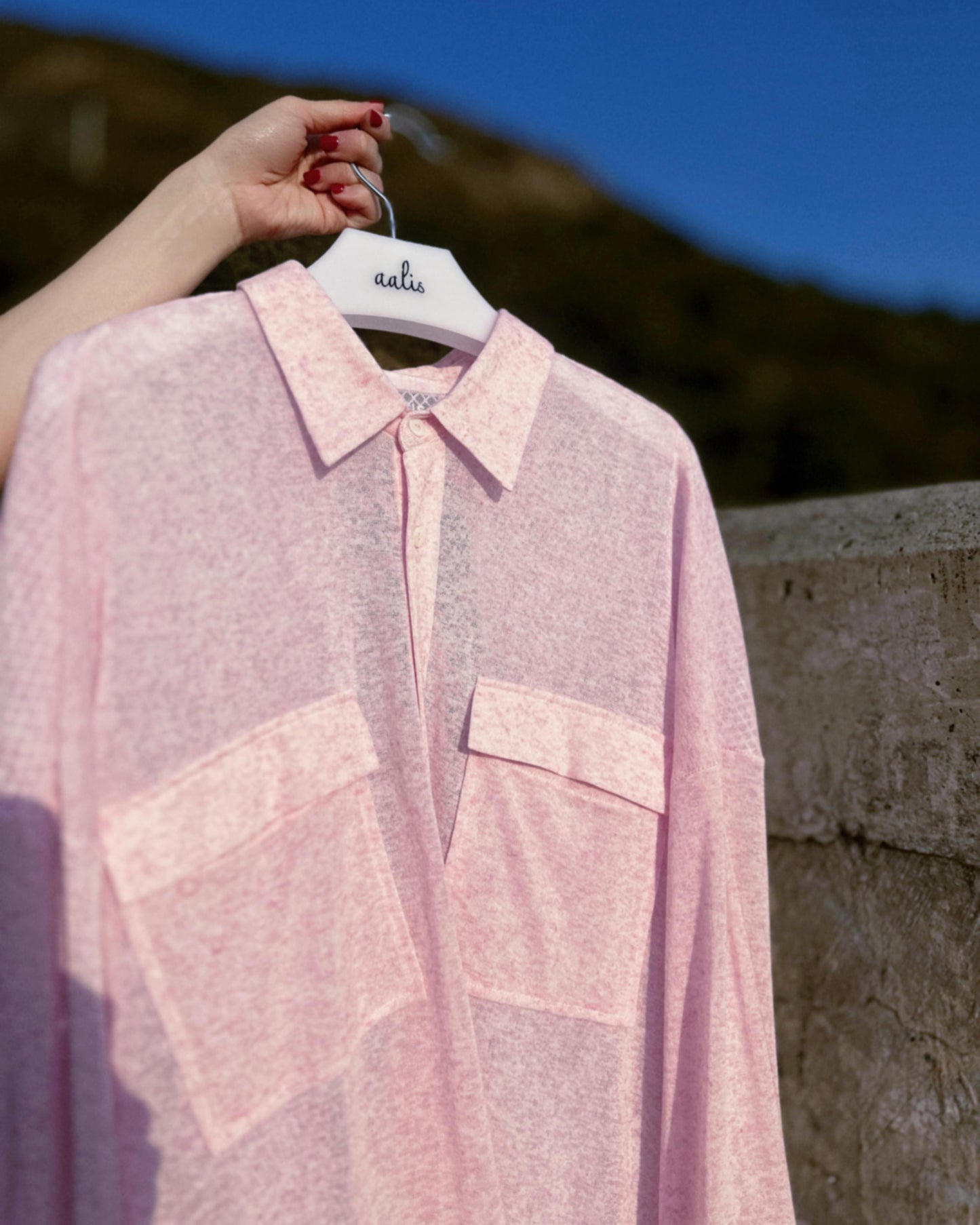 aalis BEX SS26 fish net mix fabric open back oversized shirt (Heather Pink)