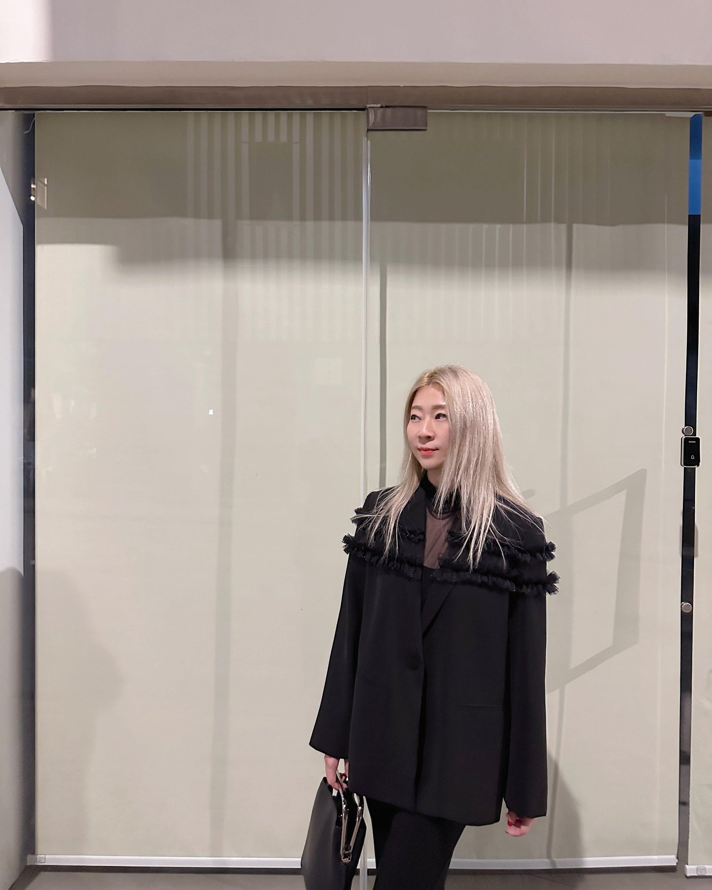 aalis DERA mesh ruffle trim blazer (Black)