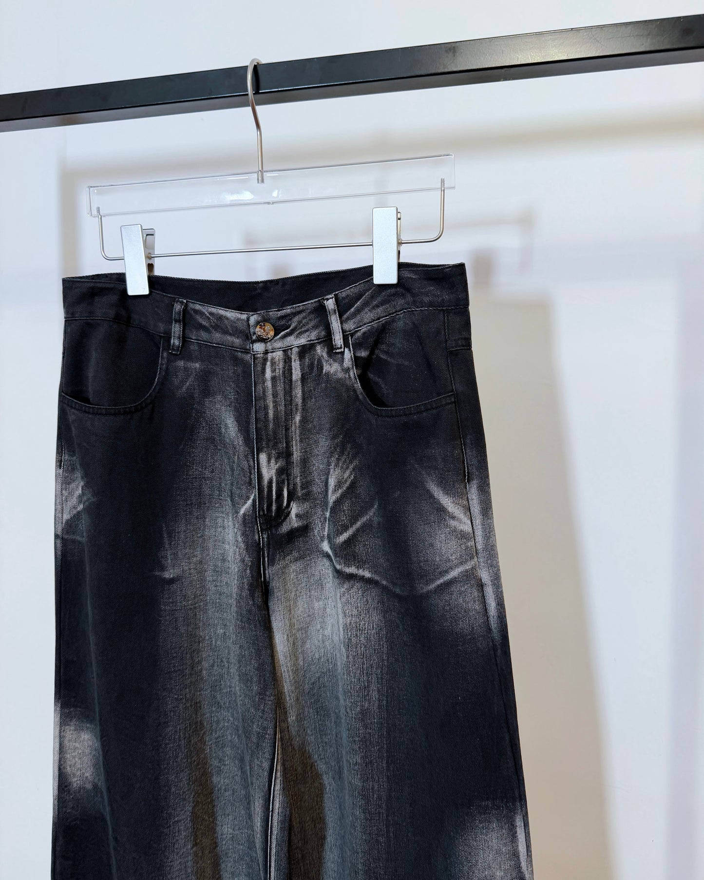 aalis SAI wash effect jeans (Black Denim)
