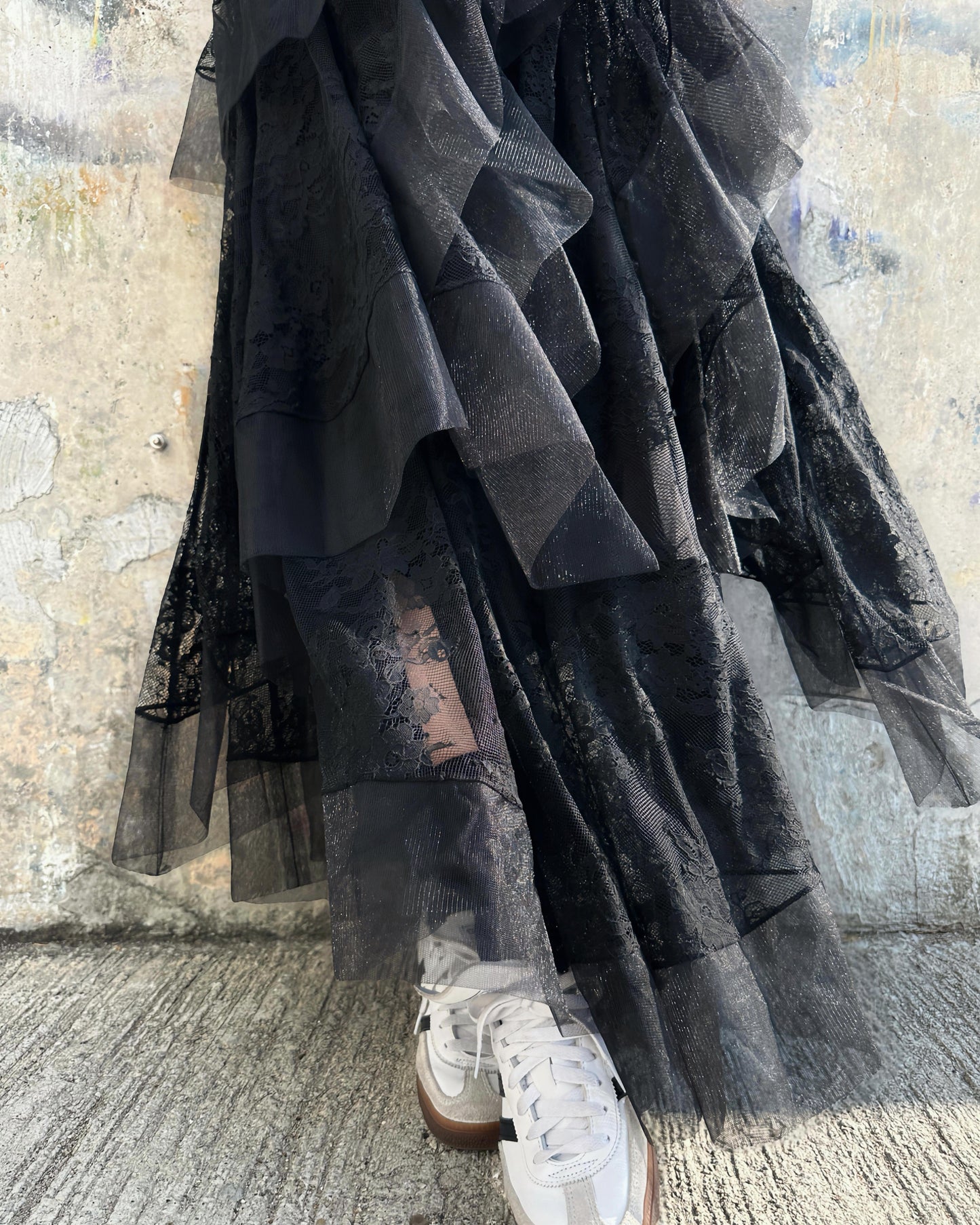 aalis EMBER LACE tiered cascade mesh skirt (Black Lace)
