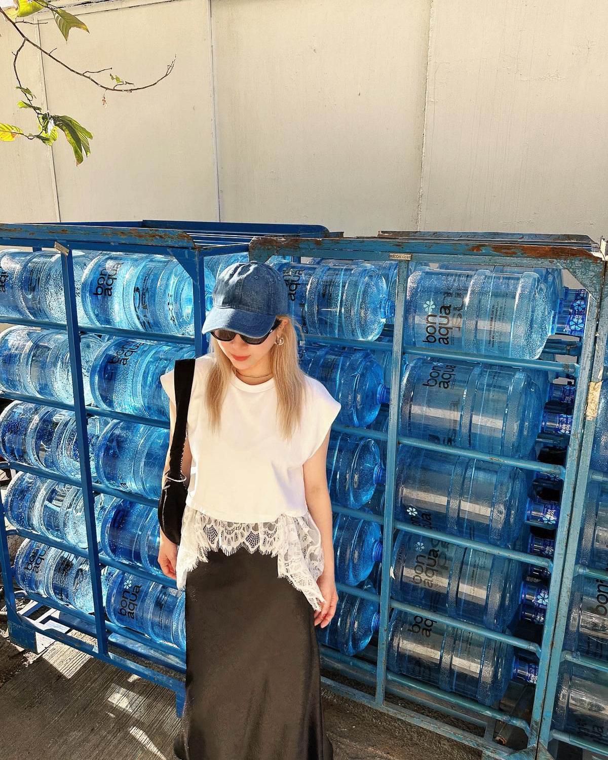 (Pre-order) aalis RUTH lace insert cape sleeves top (White)