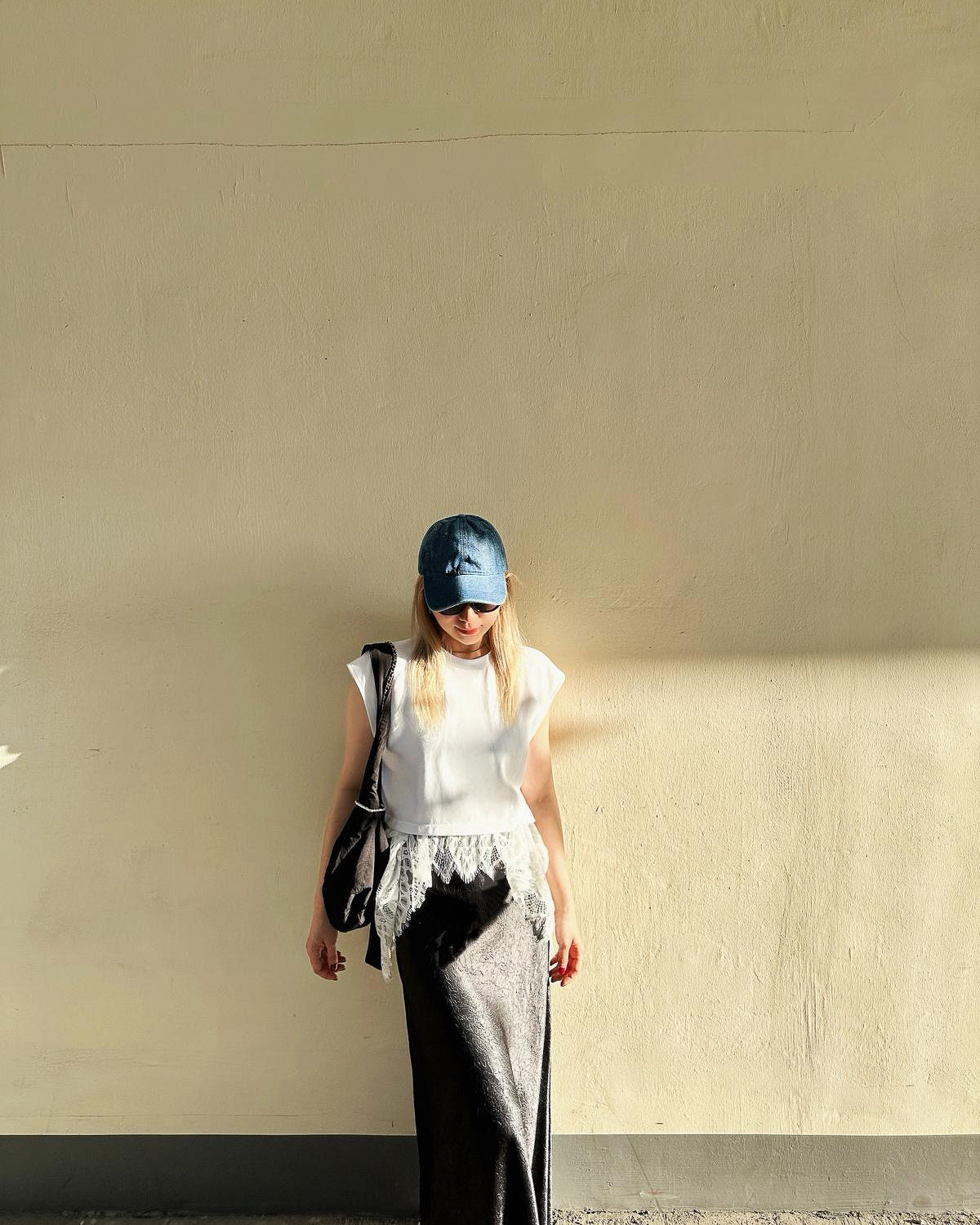 aalis RUTH lace insert cape sleeves top (White)