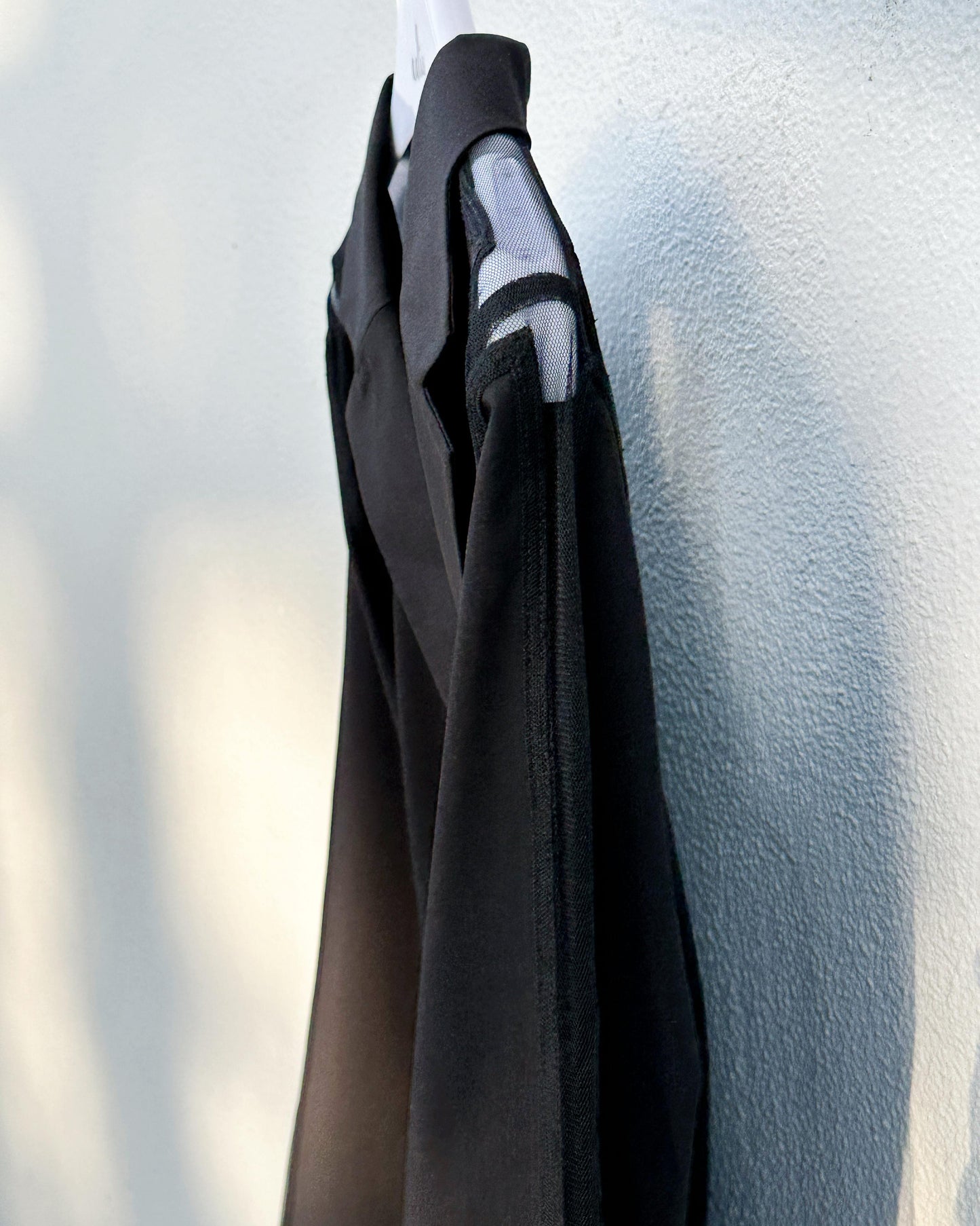 aalis ISOLA mesh cutout blazer (Black)