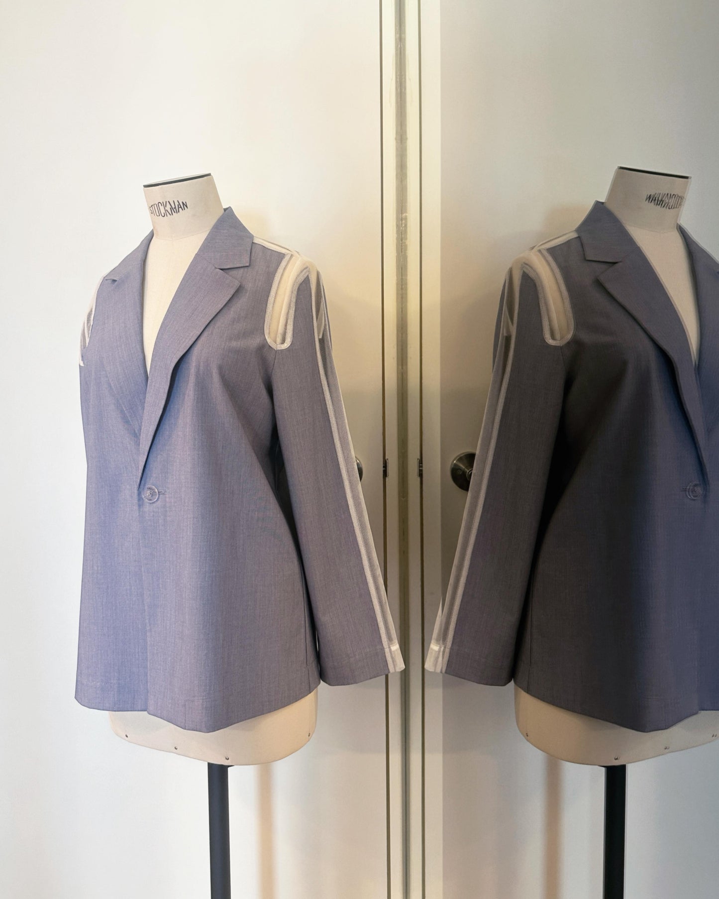 aalis ISOLA mesh cutout blazer (Blue)