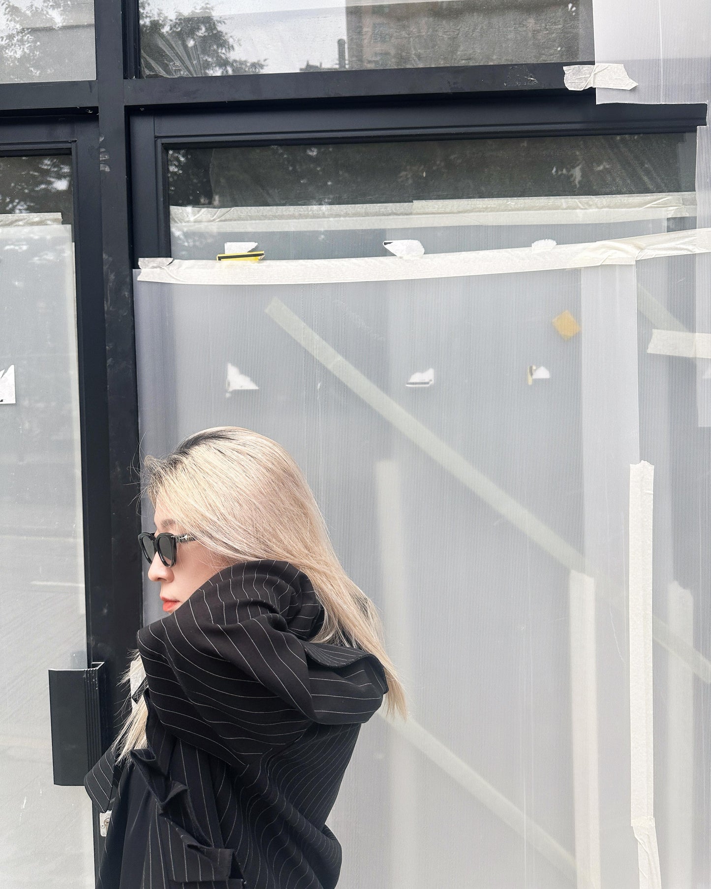 aalis MARS box pleat big collar trench coat (Black)