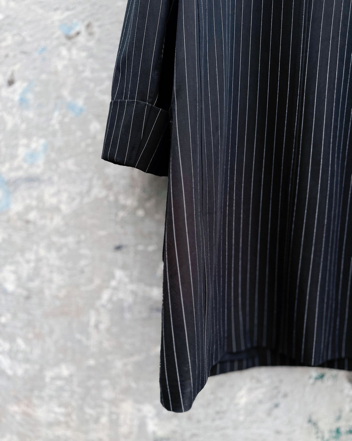 aalis MARS box pleat big collar trench coat (Black)