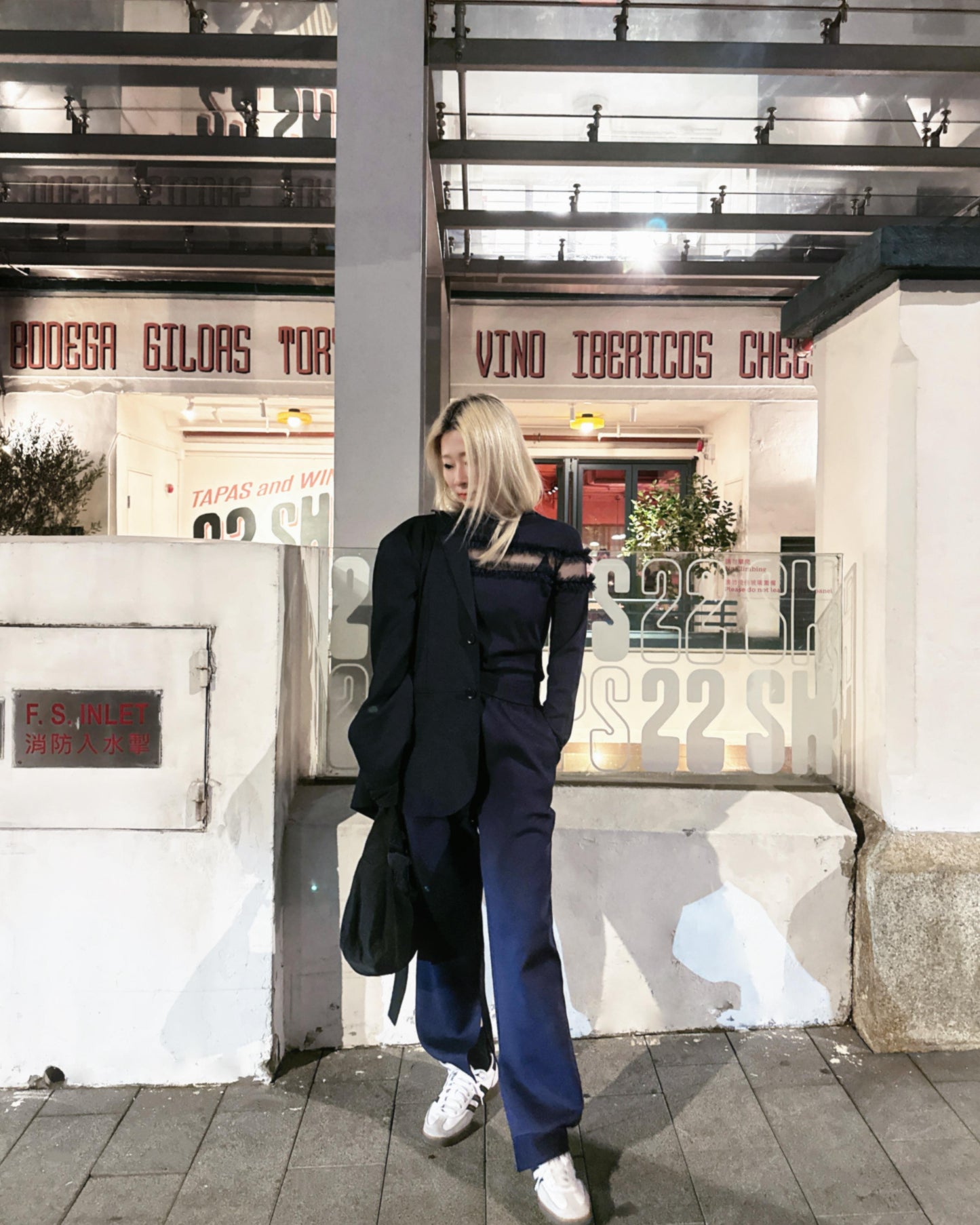 aalis ERICKA mesh ruffle panel ribbed top (Dark Blue)