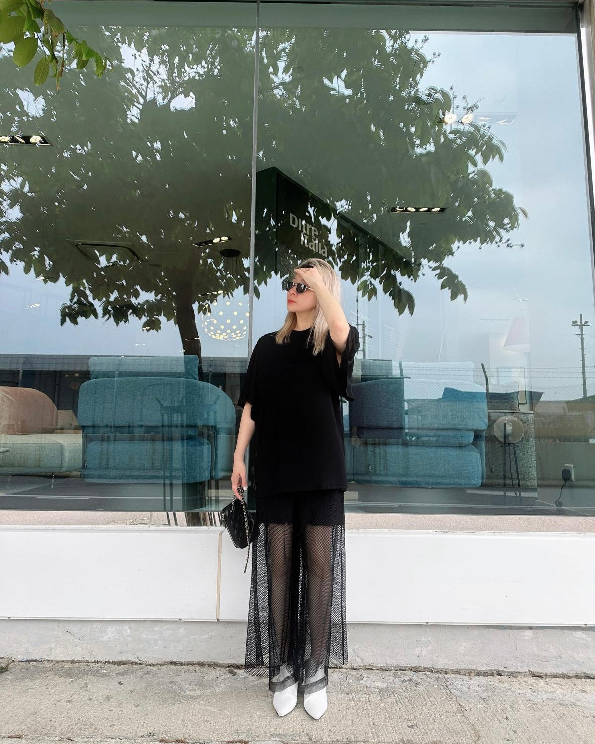 aalis DIRA rushed detail chiffon sleeves Tee (Black)