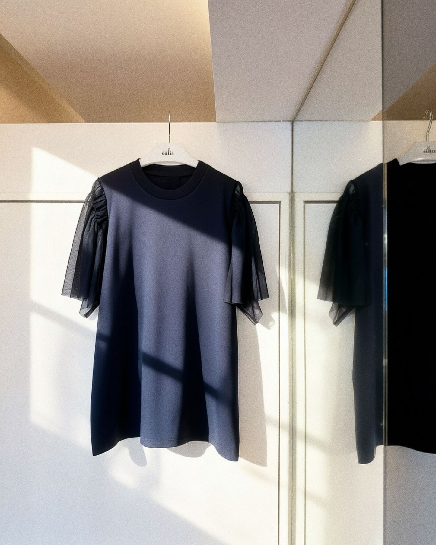 aalis DIRA rushed detail mesh sleeves Tee (Dark Blue)