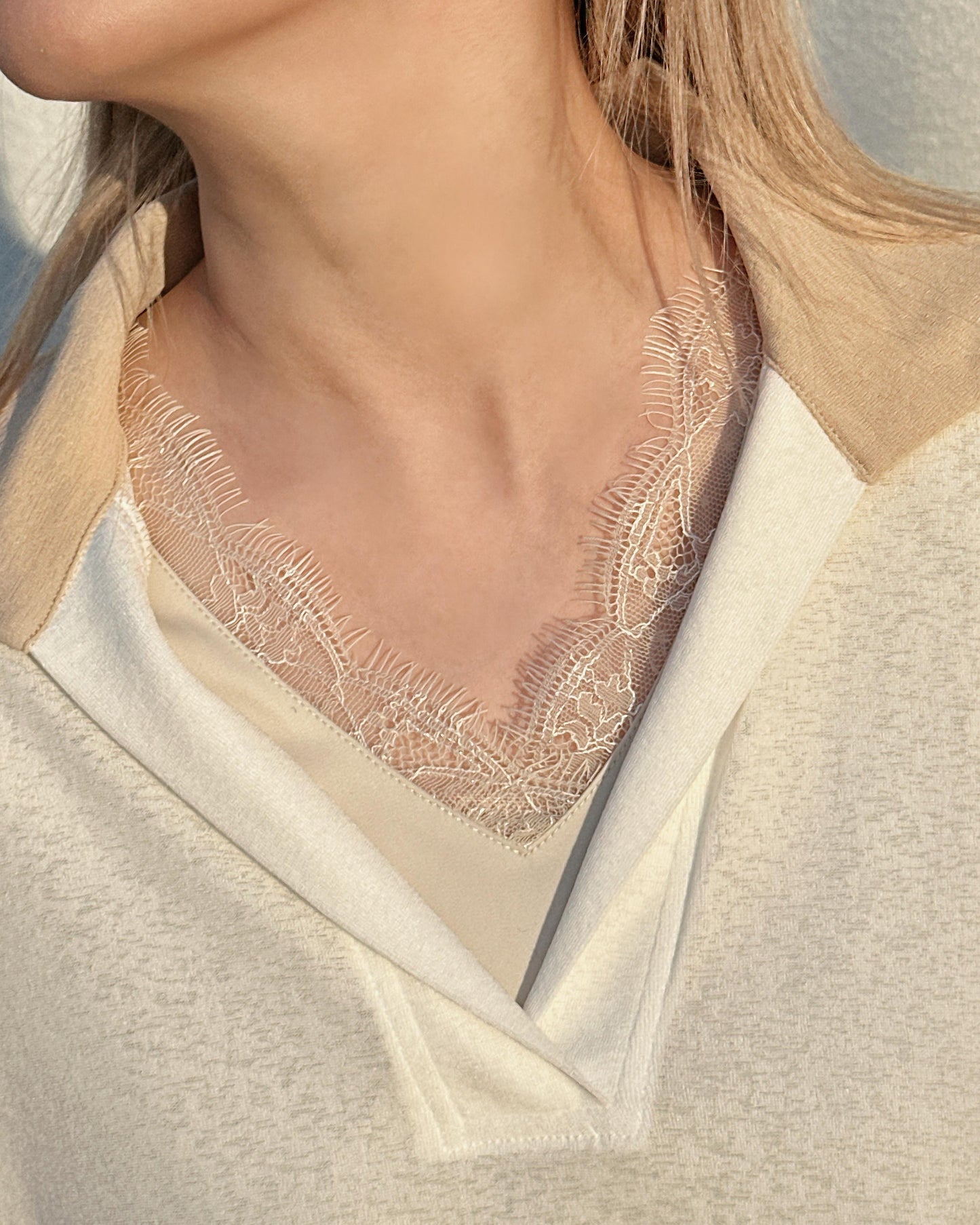 aalis WALTINA burnout collar S/S top (White Mix)