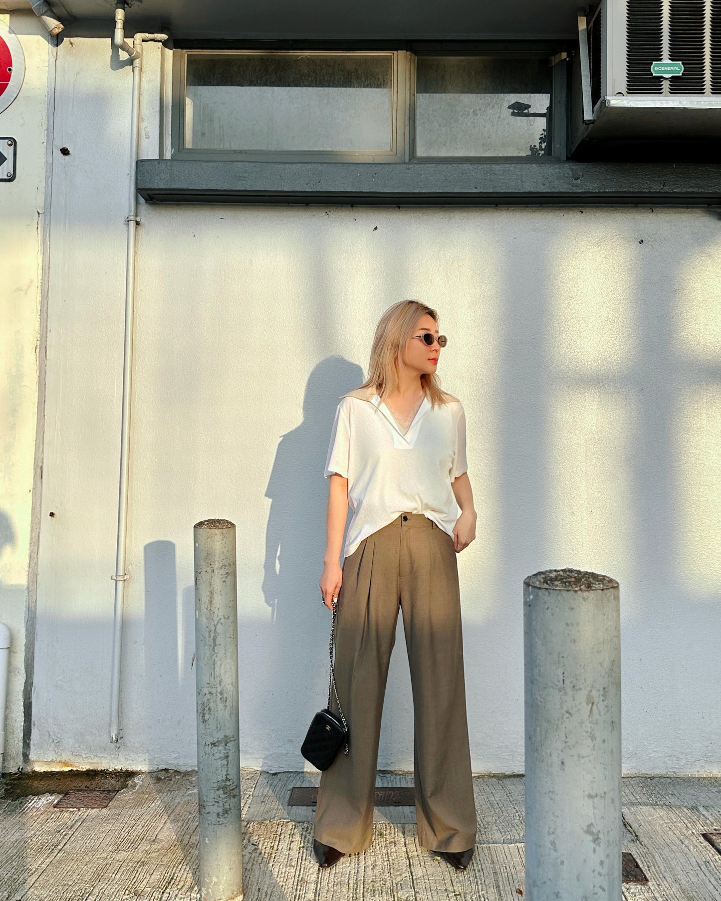 aalis WALTINA burnout collar S/S top (White Mix)