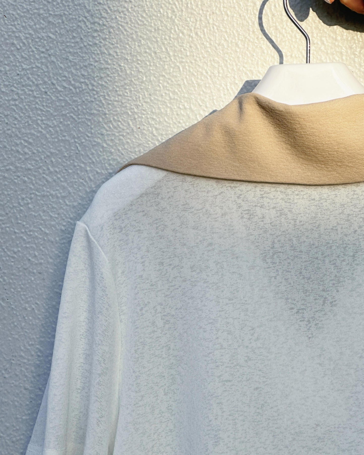 aalis WALTINA burnout collar S/S top (White Mix)