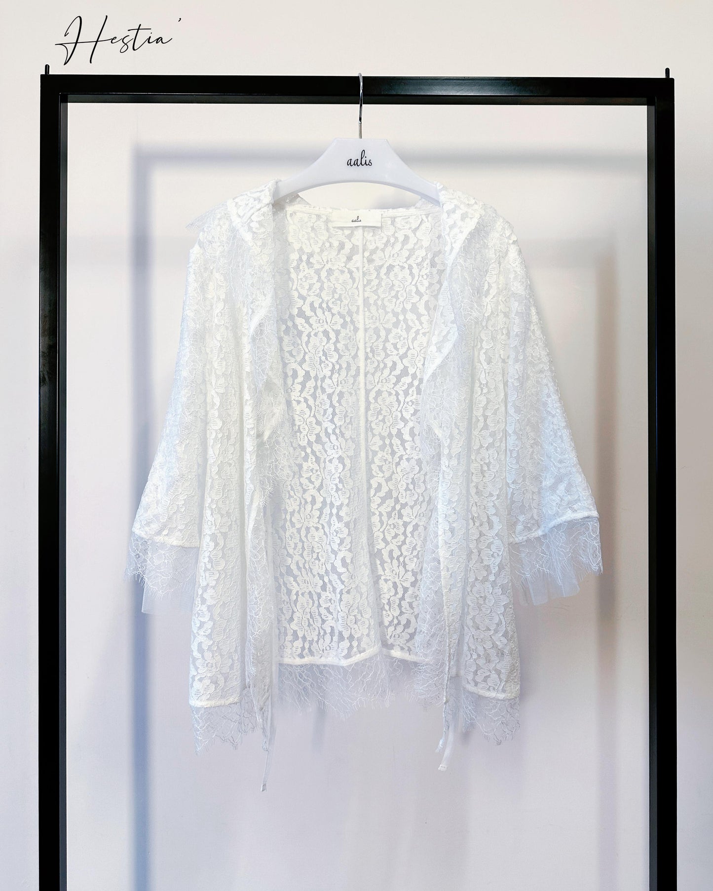aalis HESTIE tie on the front flowy lace trim detail jacket (White)