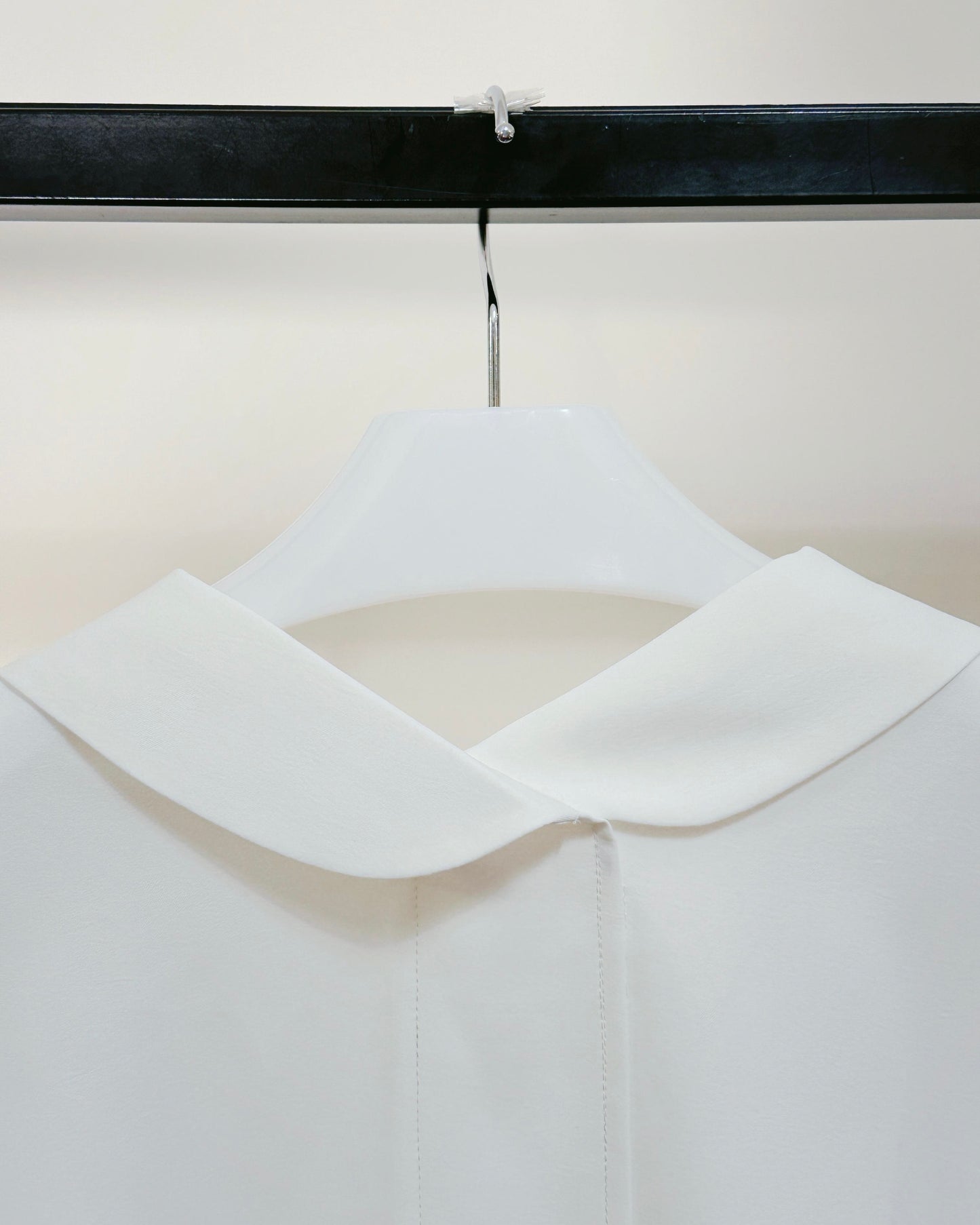 aalis ENCA overlay fold design detail s/s blazer (White)