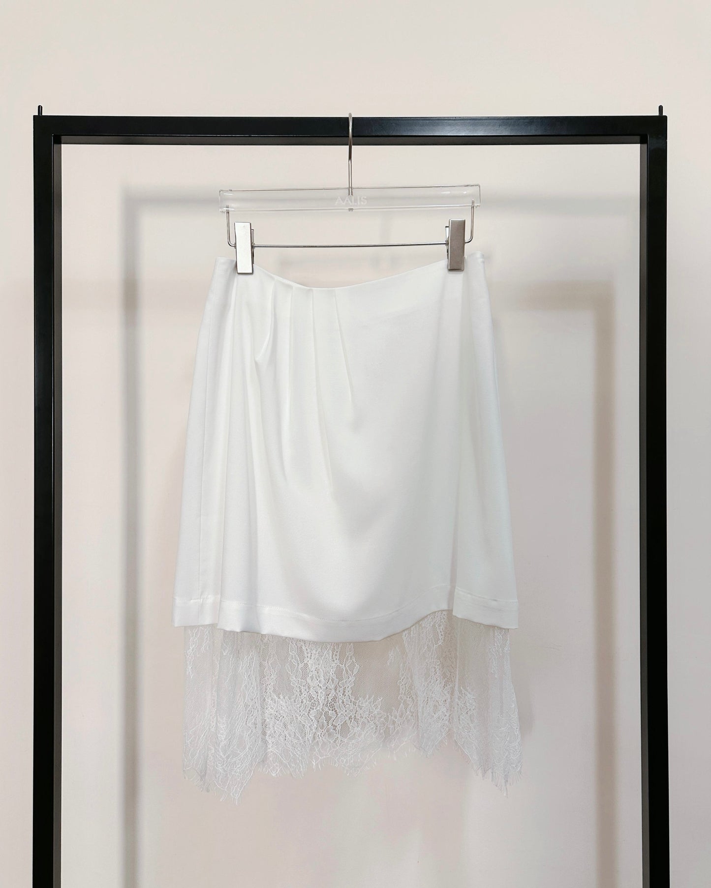 aalis ENCANY lace insert skirt (White)
