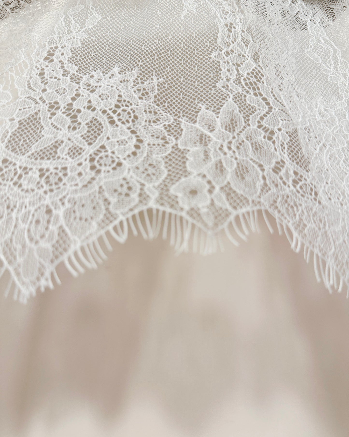 aalis ENCANY lace insert skirt (White)