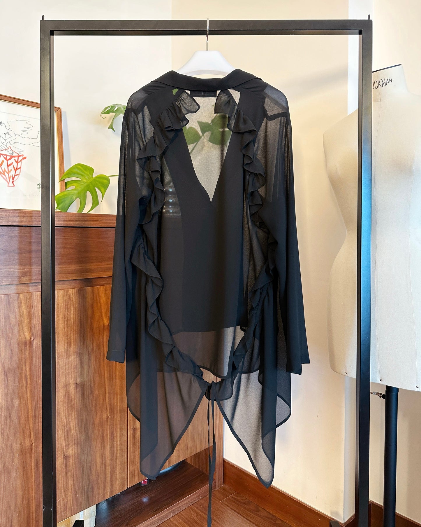 aalis LUA ruffle detail tie on the waist chiffon shirt blazer (Black)