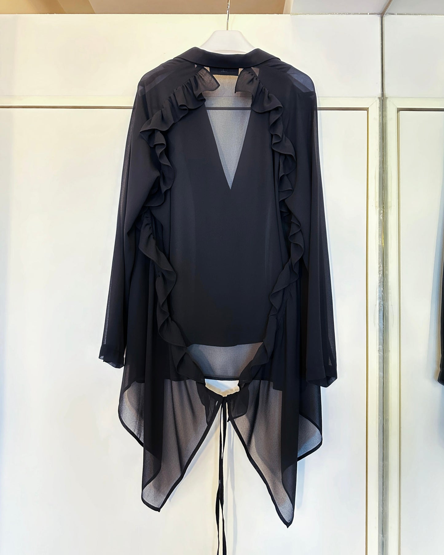 aalis LUA ruffle detail tie on the waist chiffon shirt blazer (Black)