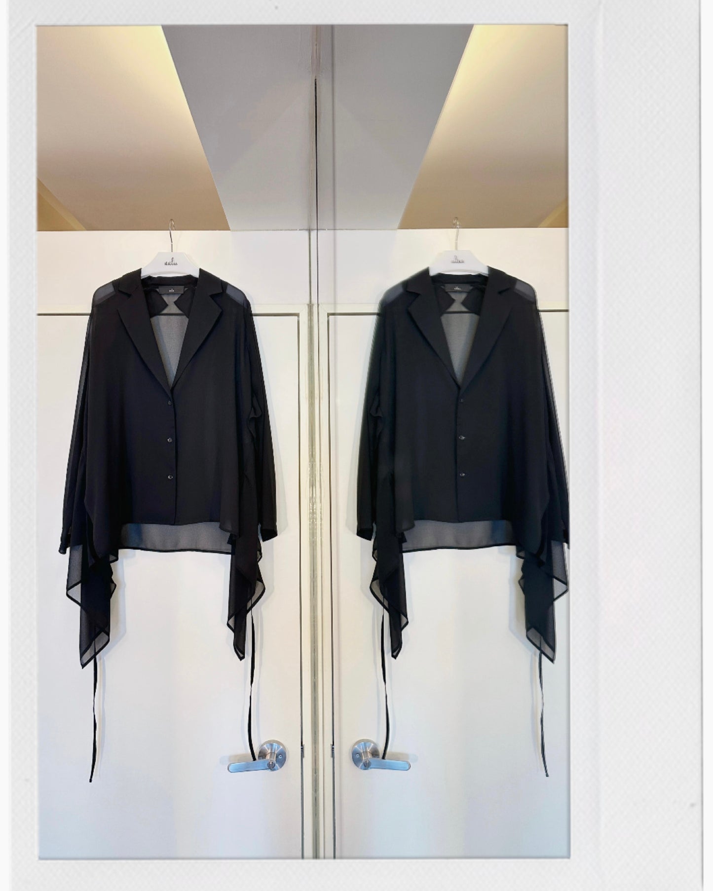 aalis LUA ruffle detail tie on the waist chiffon shirt blazer (Black)