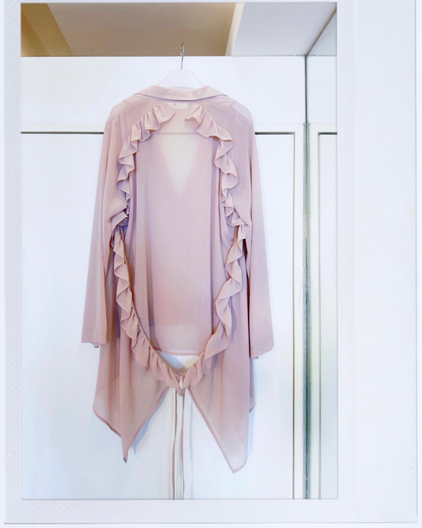 aalis LUA ruffle detail tie on the waist chiffon shirt blazer (Nude)