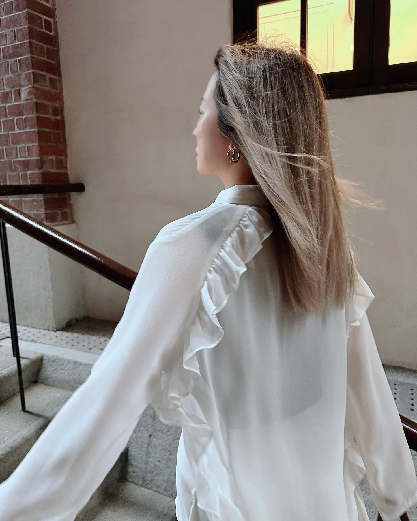 [Flash Promotion] aalis LUA ruffle detail tie on the waist chiffon shirt blazer (White)