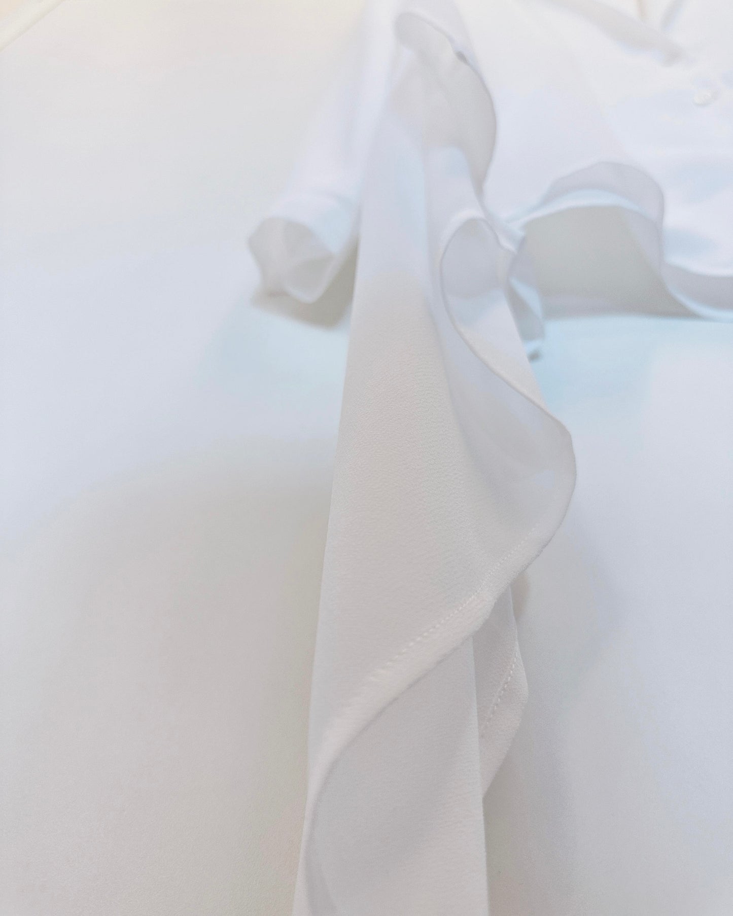 [Flash Promotion] aalis LUA ruffle detail tie on the waist chiffon shirt blazer (White)