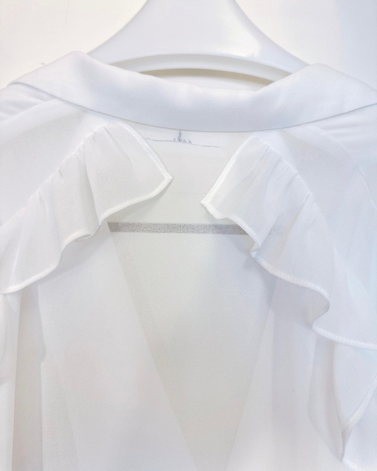 [Flash Promotion] aalis LUA ruffle detail tie on the waist chiffon shirt blazer (White)