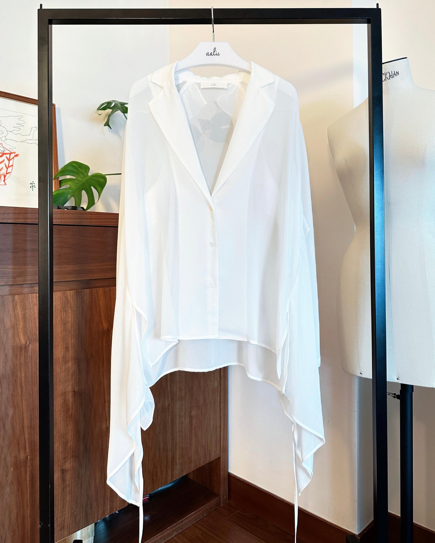 aalis LUA ruffle detail tie on the waist chiffon shirt blazer (White)