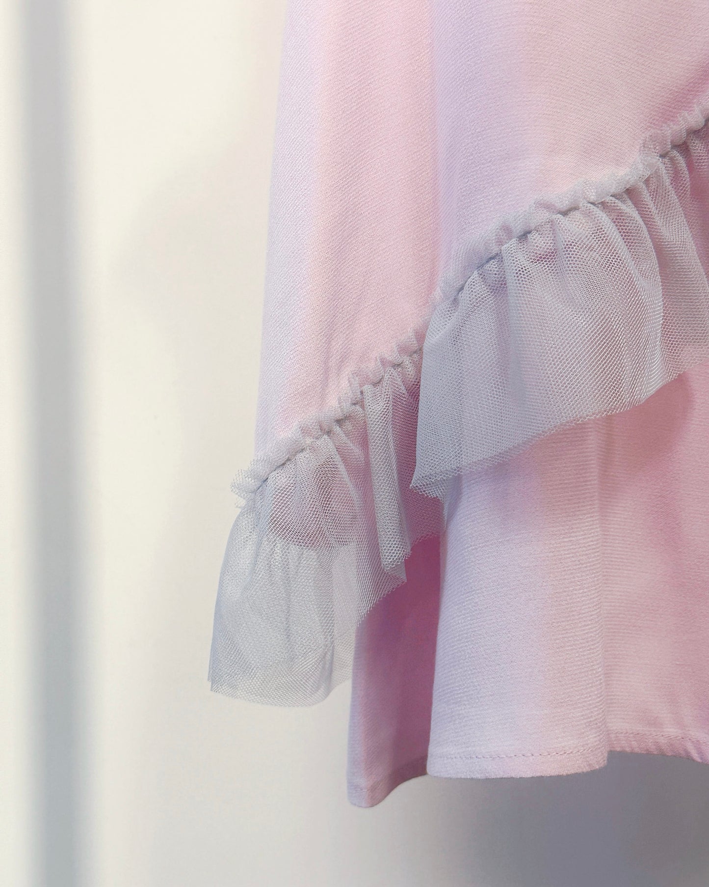 aalis MEAVA lace trim sleeves top (Pink)