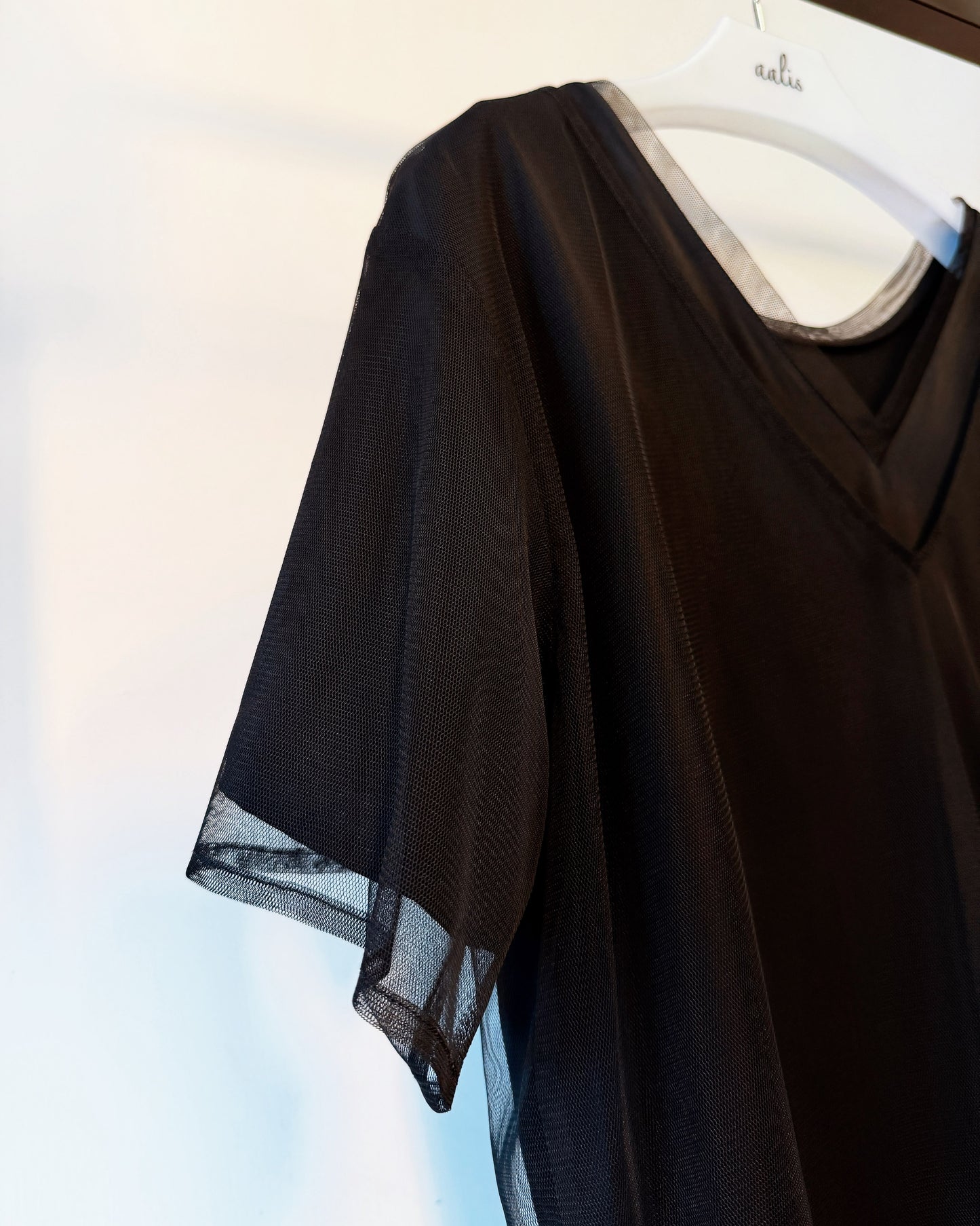 aalis LEONIE mesh overlay two way top (Black)