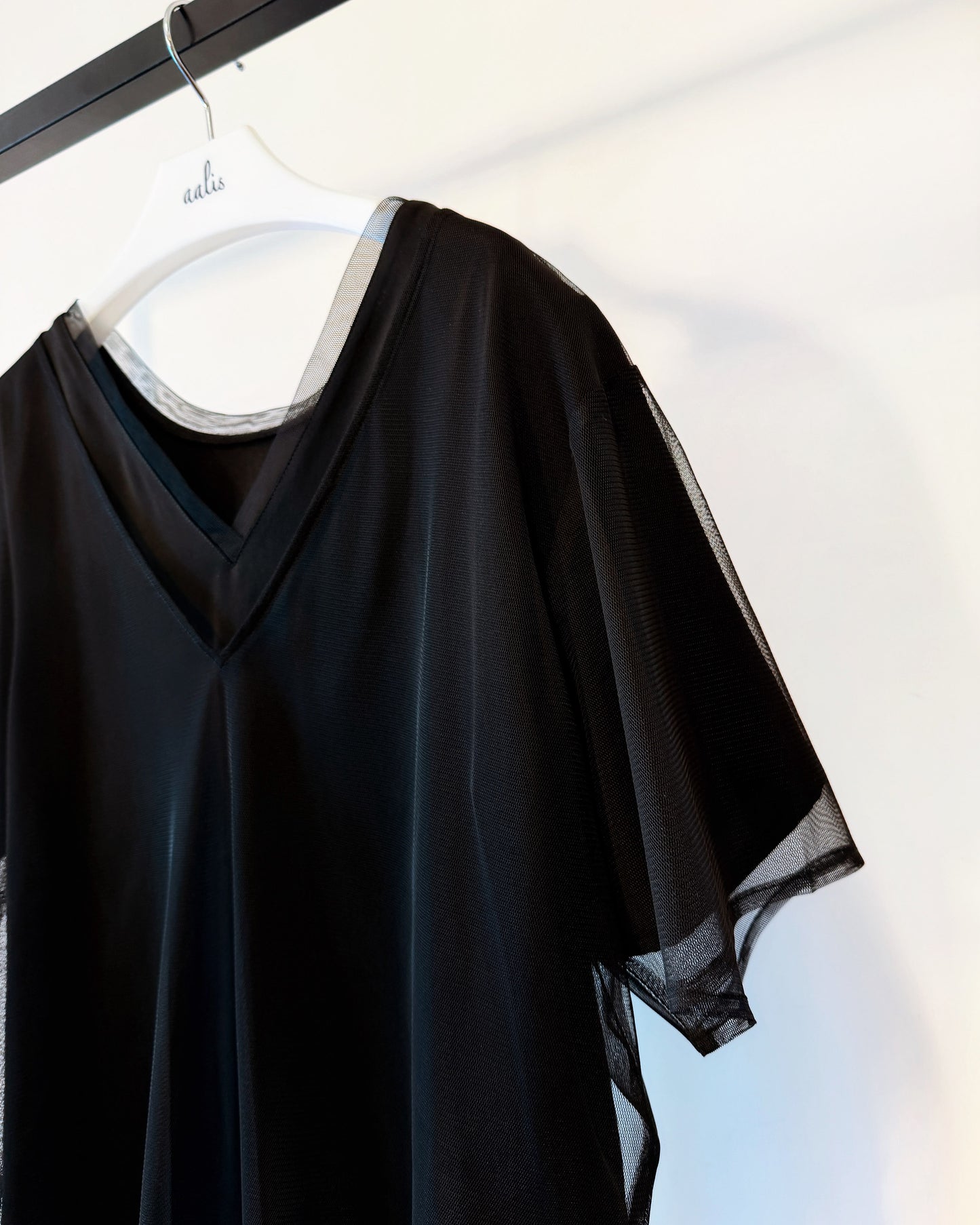 aalis LEONIE mesh overlay two way top (Black)