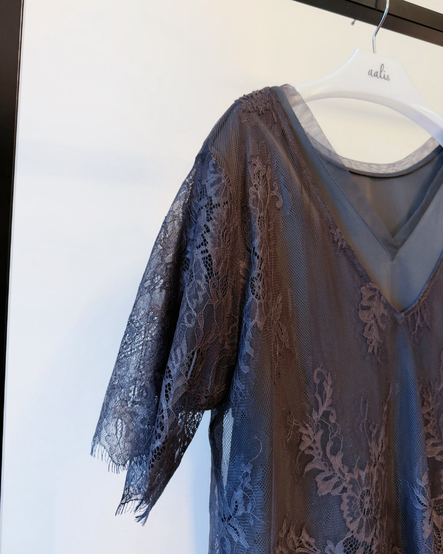 aalis LEONIE mesh overlay two way top (Charcoal)