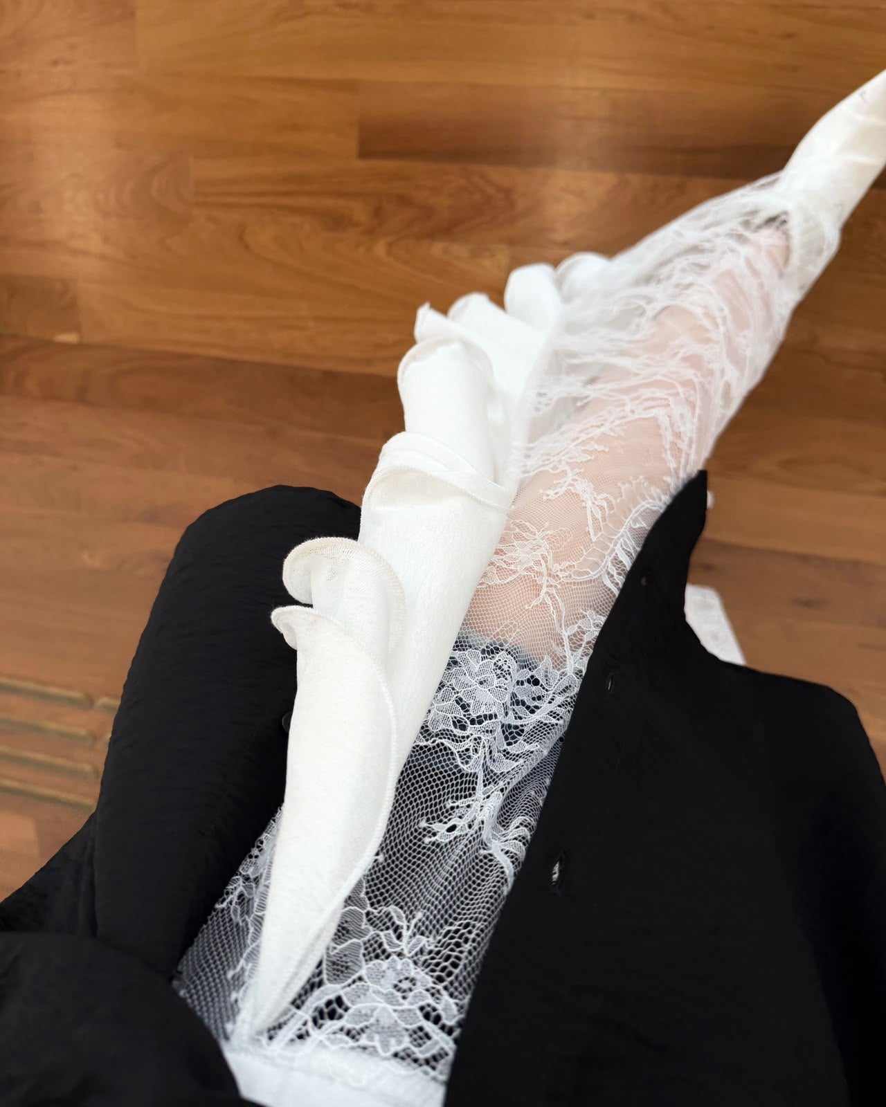aalis FIORELLA side ruffle skirt (White Lace)