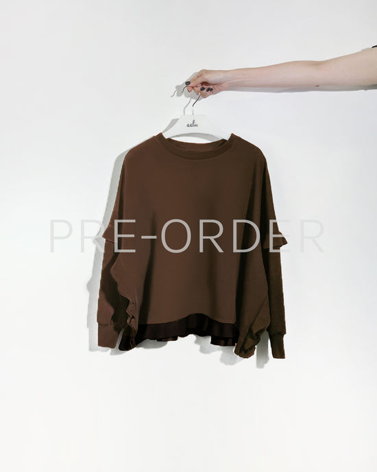 (Pre-order) aalis CANVA ruffle detail sweater (Brown)