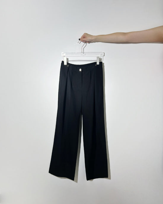 aalis CARSON 3 buttons pleated straight leg pants (Black)