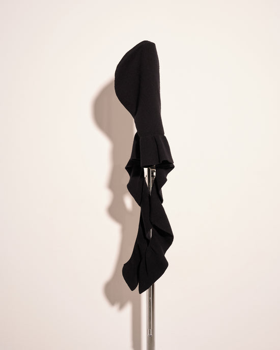 aalis LUBY ruffle hood scarf (Black)