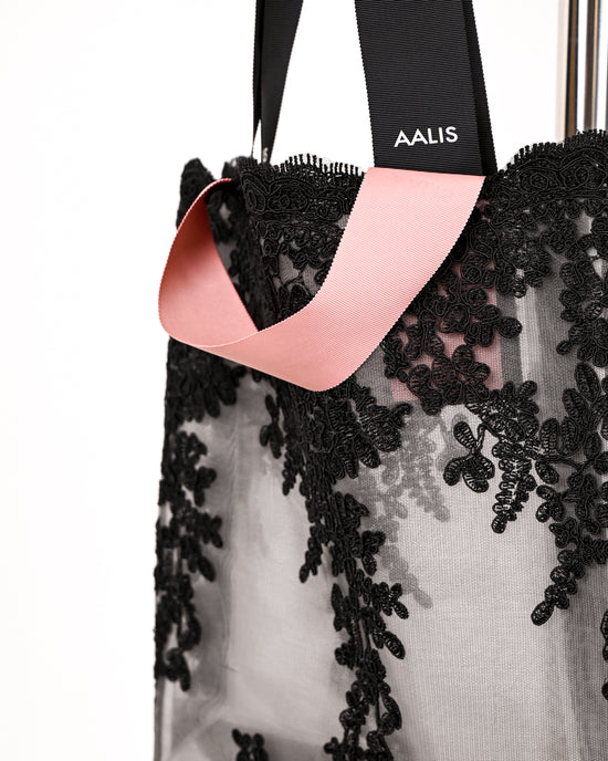 aalis Classic vertical lace tote bag (Black)