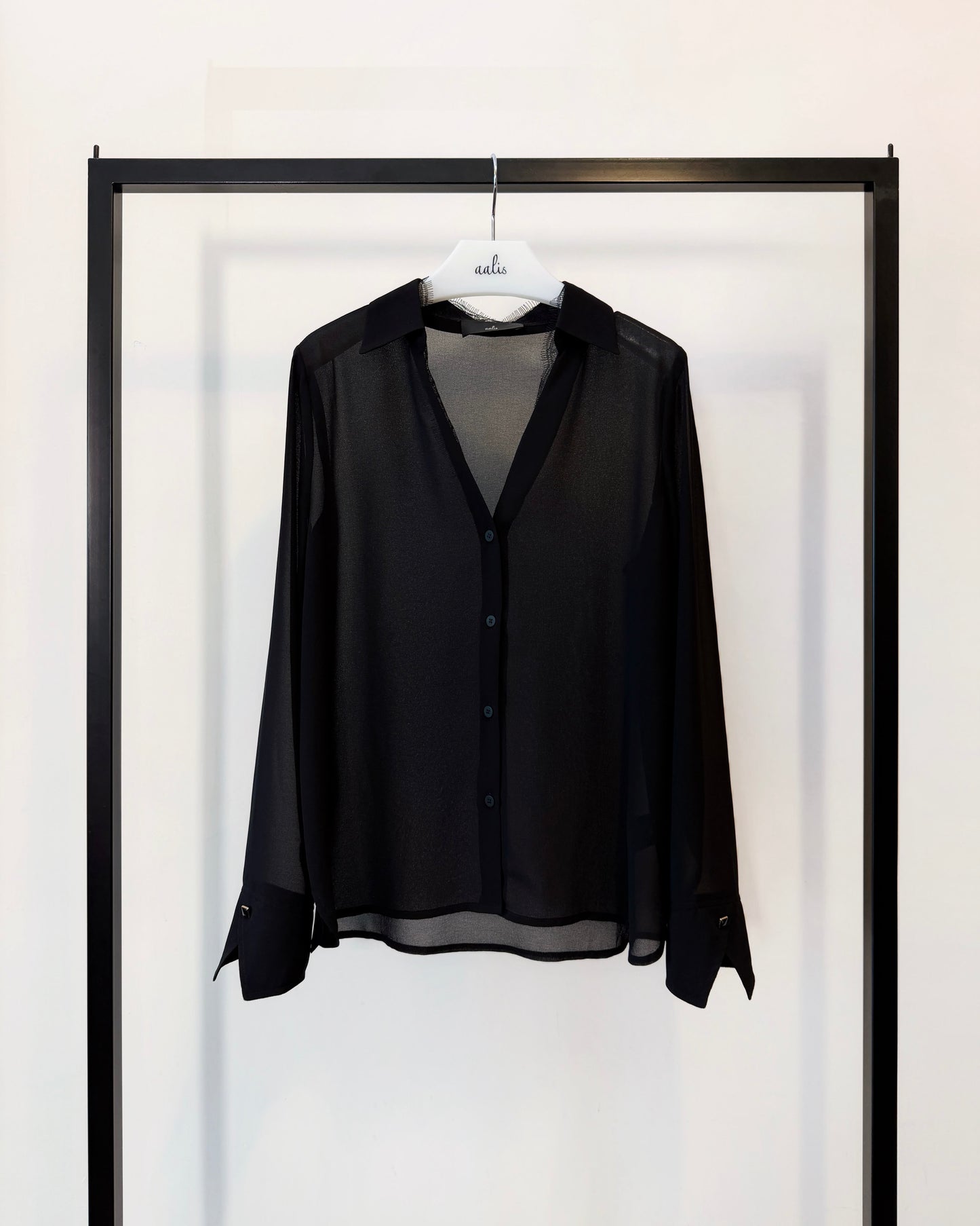 aalis CISA chiffon lace v neck shirt (Black)